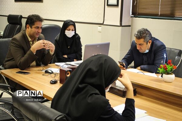 گردهمایی استانی مسئولان سازمان دانش‌آموزی فارس به صورت ویدئو کنفرانس