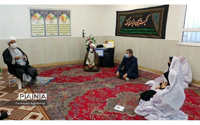 توصیه امام جمعه تربت حیدریه به دانش آموزان درمورد شیوه درس خواندن در روزهای کرونایی