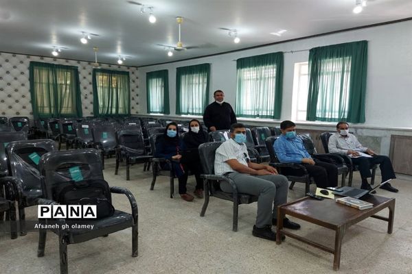 برگزاری کارگاه آموزشی محتوای الکترونیکی در شهرستان حمیدیه