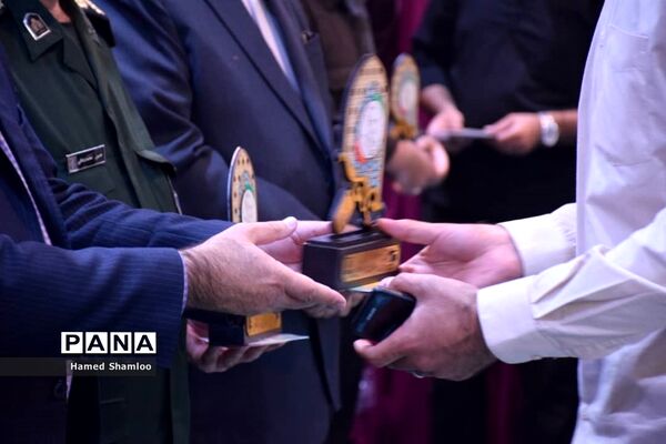 آیین تجلیل از جهادگران دانشگاهی عرصه سلامت مازندران