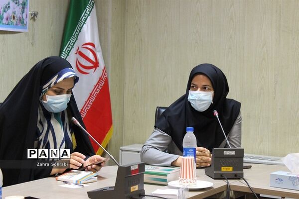 نشست فرماندار اسلامشهر با کارکنان بهداشت محیط شبکه بهداشت و درمان