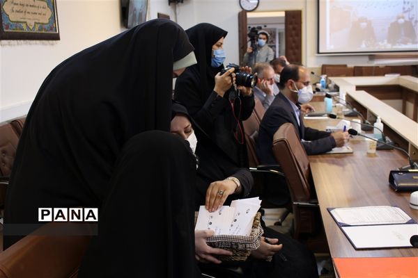 آیین متمرکز پویش شور عاطفه‌ها سازمان دانش‌آموزی استان البرز