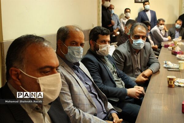 آیین تکریم و معارفه رییس مرکز بهداشت شرق اهواز