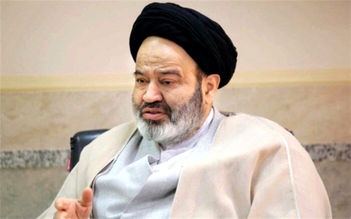 حجاب راهکار فرهنگی می‌طلبد