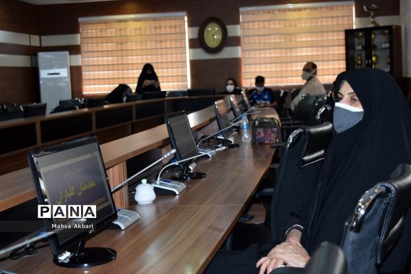 آیین تجلیل از فرهنگیان برگزیده مسابقات قرآن، عترت و نماز منطقه 14