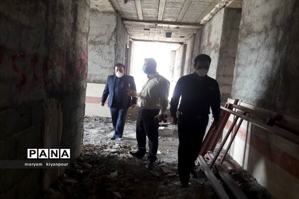 بازدید مسئولان آموزش و پرورش  از روند احداث و مقاوم‌سازی مدارس مسجدسلیمان