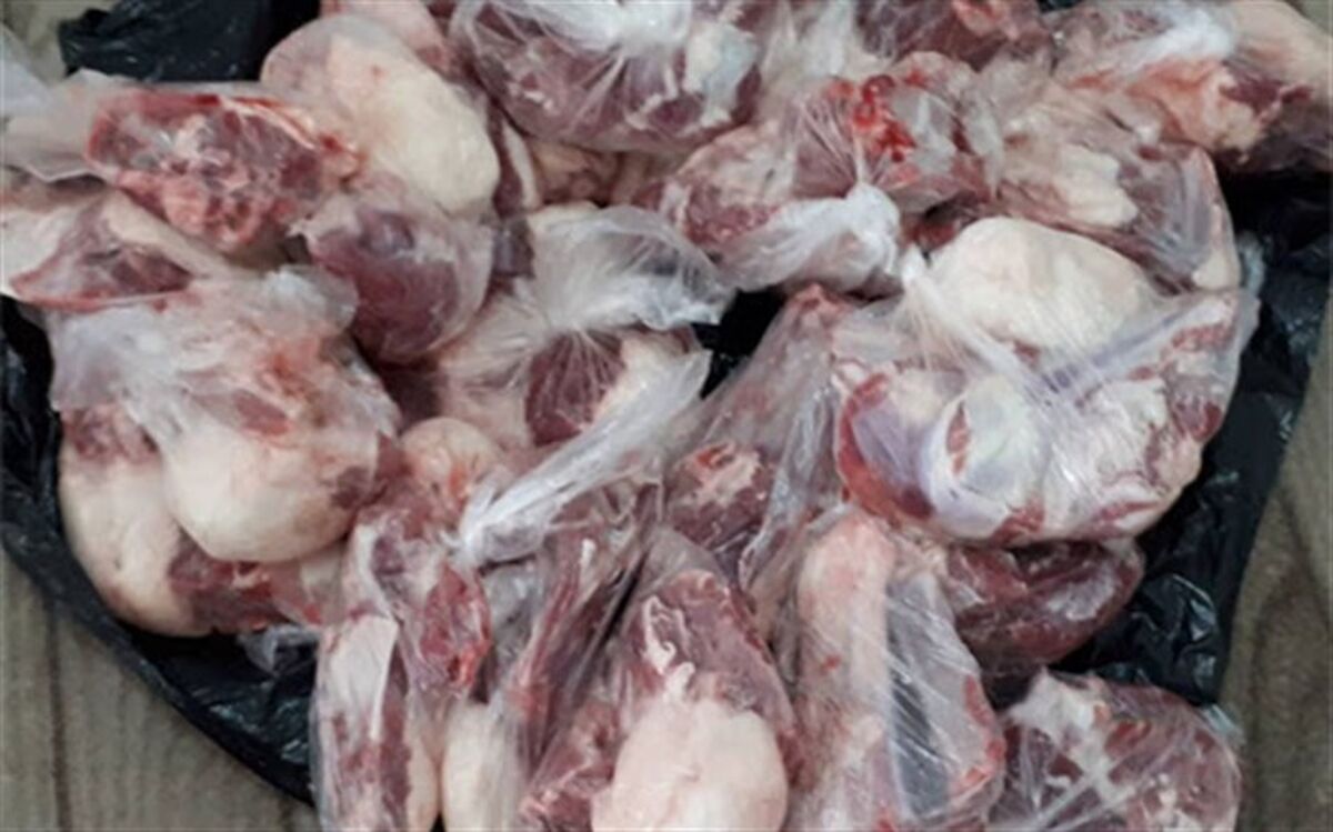توزیع 4 هزار بسته گوشت نذری بین مددجویان زنجانی
