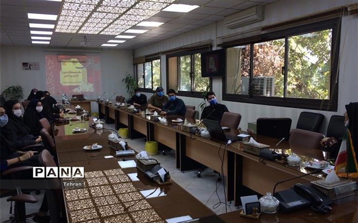 جلسه مشاوران جوان منطقه یک