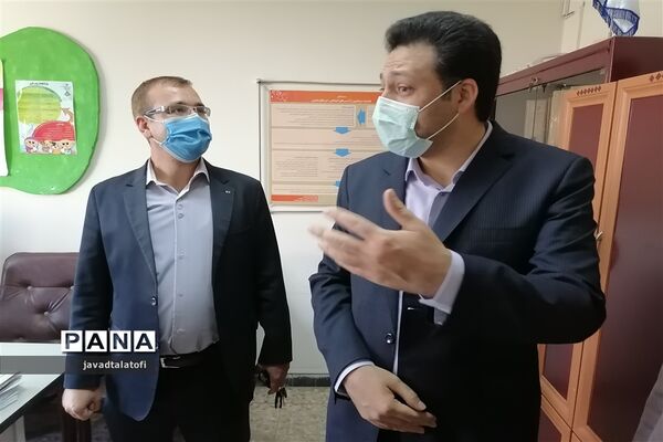 بازدید سرزده فرماندار شهرستان ری ازآموزش و پرورش ناحیه دو شهر ری