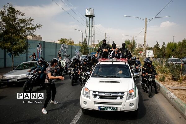 اوباش گردانی در محله مشیریه
