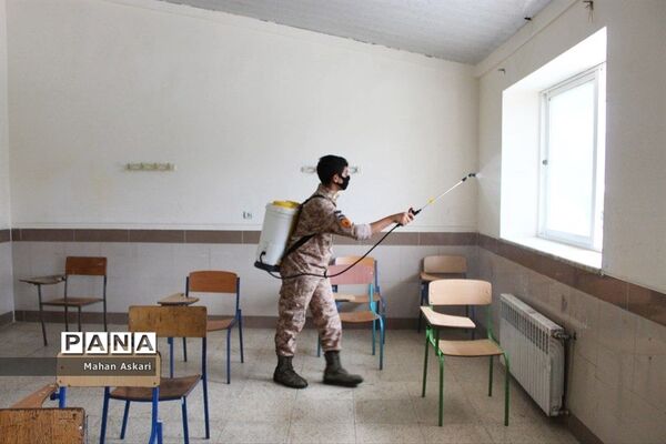 ضدعفونی و گندزدایی مدارس شهرستان گلوگاه