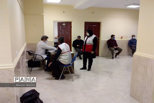 اهدای خون در جمعیت هلال احمر پاکدشت
