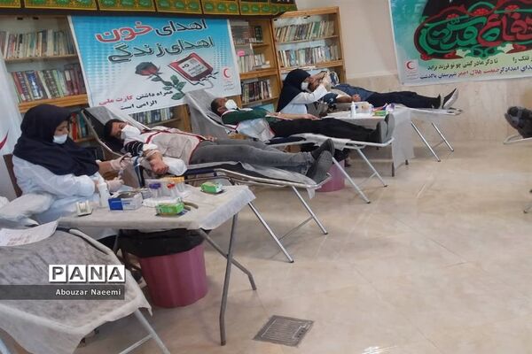 اهدای خون در جمعیت هلال احمر پاکدشت