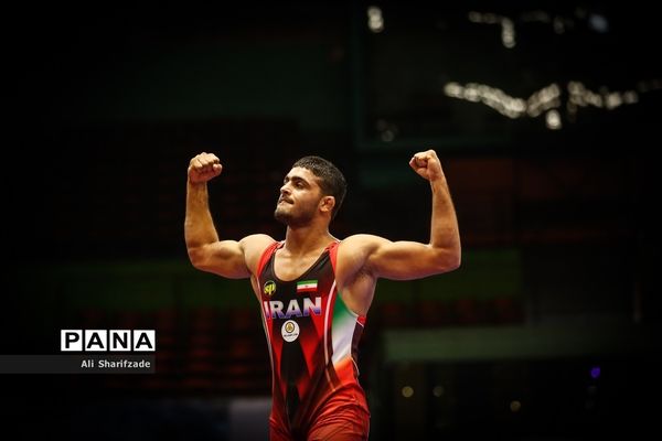 لیگ برتر کشتی آزاد