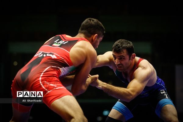 لیگ برتر کشتی آزاد