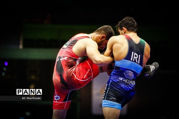 لیگ برتر کشتی آزاد