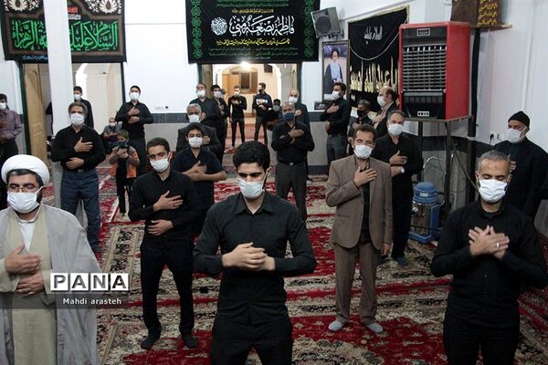 مراسم شب اربعین مسجد امام حسن عسکری علیه السلام شهرستان خوسف با رعایت پروتکل های بهداشتی
