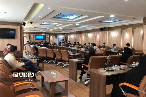 تجلیل از طلایه داران تربیت شهرستان عسلویه