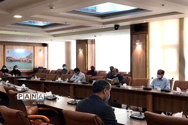 تجلیل از طلایه داران تربیت شهرستان عسلویه
