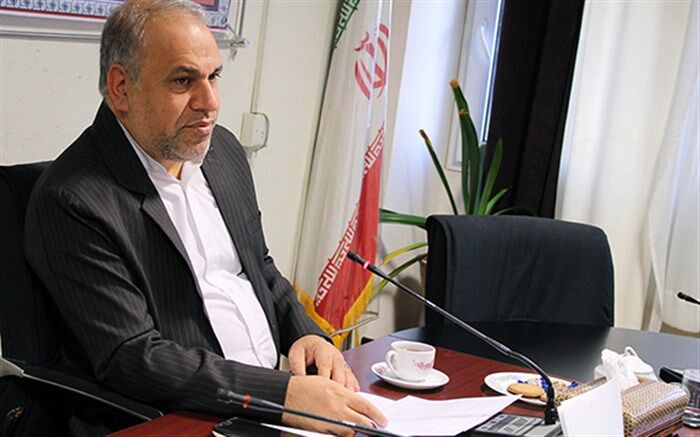 مسعود شکوهی: با کمک یکدیگر برای ترویج پیام‌های سلامت روان تلاش کنیم