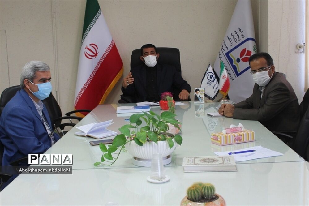 جلسه هم‌اندیشی فعالیت‌های حوزه پرورشی و فرهنگی آموزش و پرورش استان بوشهر