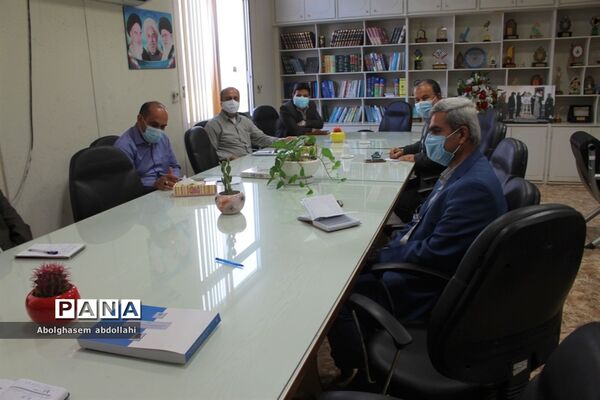 جلسه هم‌اندیشی فعالیت‌های حوزه پرورشی و فرهنگی آموزش و پرورش استان بوشهر
