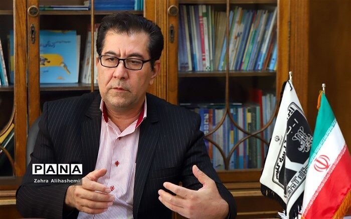 شفیع‌پور: تعریف یونسکو از سواد، تغییر در رفتار است