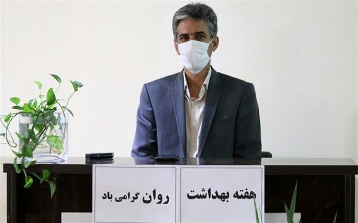 اگر پدر و مادر در کنار دانش آموز نباشند زحمات معلمان هدر می‌رود