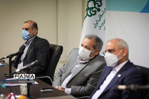 نشست صمیمی وزیرآموزش پرورش با مدیران سازمان دانش آموزی