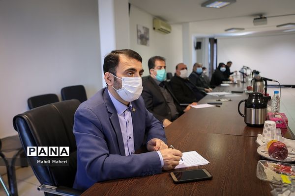 نشست صمیمی وزیرآموزش پرورش با مدیران سازمان دانش آموزی