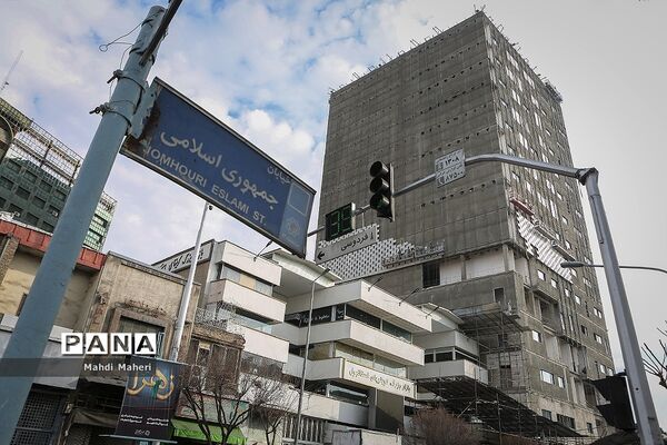 بازدید رئیس بنیاد مستضعفان از روند ساخت پلاسکو