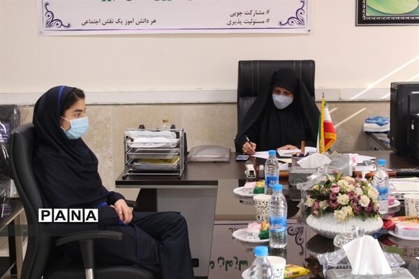 نشست نمایندگان دهمین دوره مجلس دانش آموزی استان البرز