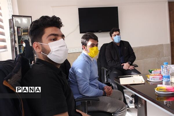 نشست نمایندگان دهمین دوره مجلس دانش آموزی استان البرز