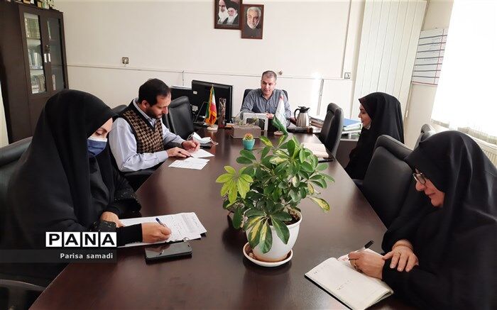 برگزاری جلسه هماهنگی حوزه پرورشی ویژه بزرگداشت دهه فجر و هفته تربیت اسلامی، منطقه ۱۳ تهران