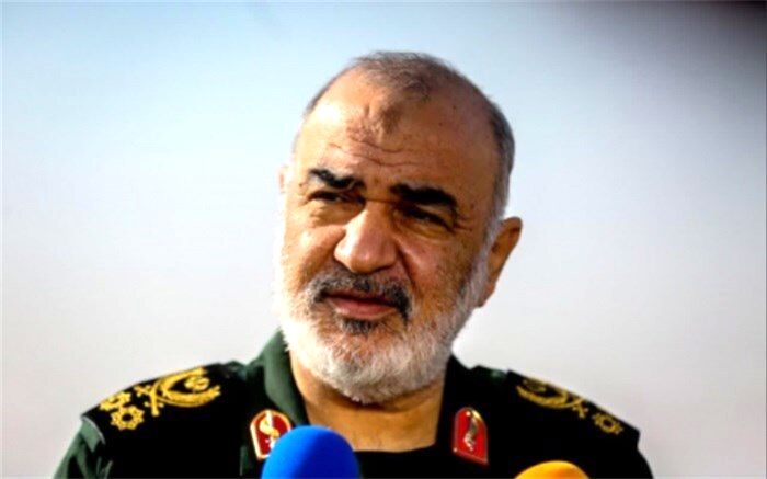 رونمایی از یک دستاورد بزرگ دفاعی؛ هدف‌زنی اهداف متحرک در اقیانوس‌ها با استفاده از موشک بالستیک