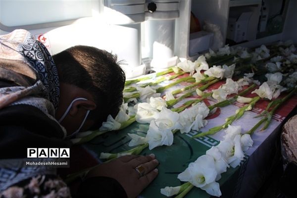 تشییع 2 شهید گمنام در هنرستان شهیدخیامی بیرجند