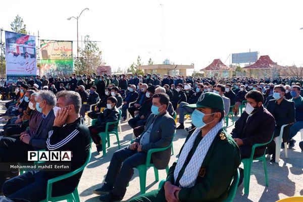 مراسم وداع با پیکر شهید گمنام در آباده