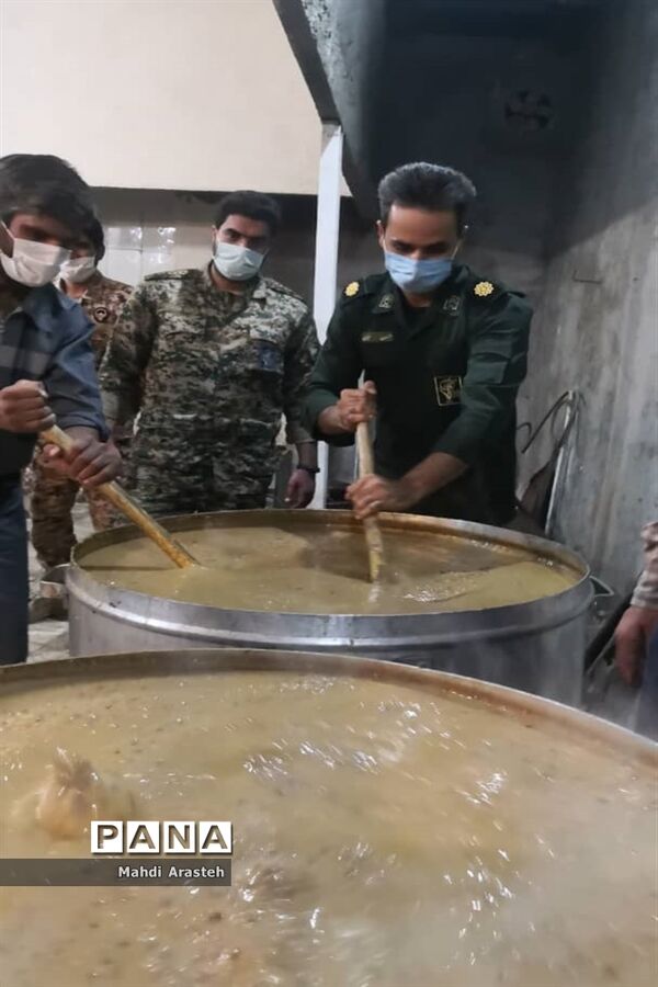پخت غلور نذری به مناسبت شهادت حضرت فاطمه زهرا(س)درشهرستان خوسف استان خراسان جنوبی