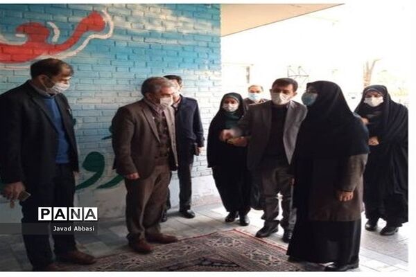 بازدید معاون ابتدایی وزارت آموزش و پرورش از مدارس زنجان
