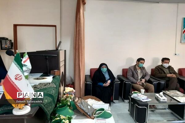 مراسم تجلیل از برترین‌های جشنواره تابستان شاد و مانور زلزله سازمان دانش‌آموزی رودهن