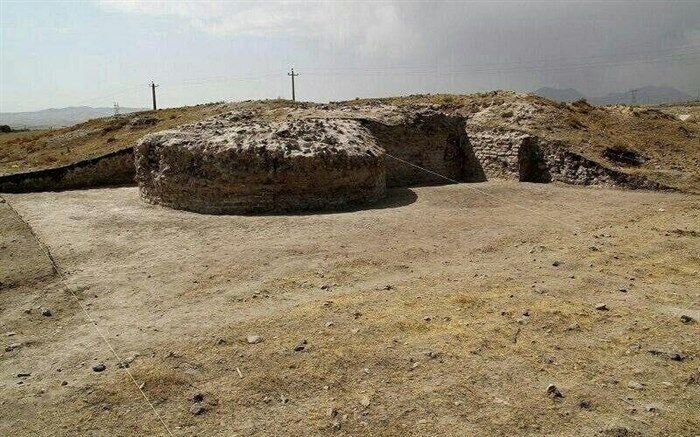 آغاز فصل چهارم کاوش‌های باستان‌شناسی قلعه تاریخی اوجان طی سال ۱۴۰۰