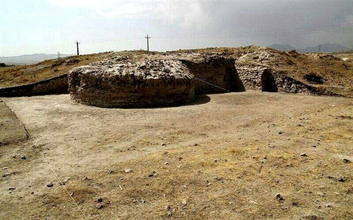 آغاز فصل چهارم کاوش‌های باستان‌شناسی قلعه تاریخی اوجان طی سال ۱۴۰۰