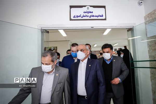 حضور وزیرآموزش و پرورش در سازمان دانش آموزی و خبرگزاری پانا