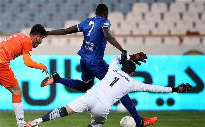 تیم‌هایی که استراتژی ندارند برای توجیه ناکامی اشتباهات داور را بهانه می‌کنند