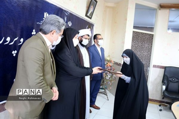 برگزاری مراسم  بزرگداشت شوراها در شهرستان قدس