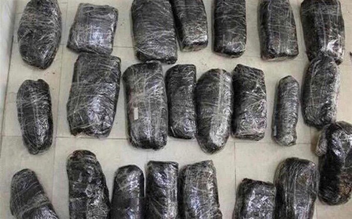 کشف ۴۱۴ کیلو تریاک از اتوبوس مسافربری