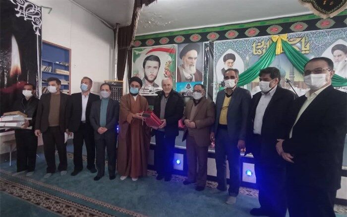 جلسه تجلیل از حافظان قرآنی منطقه باغبهادران