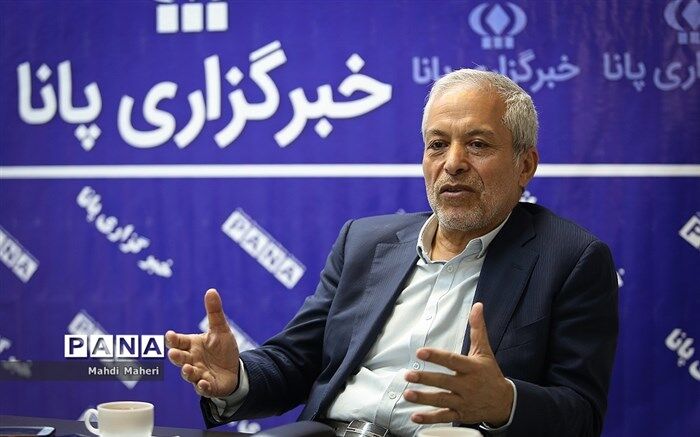 توهین‌ها به رئیس‌جمهوری و دولت جدید نیست فقط از فضایی به فضای دیگر منتقل شده است