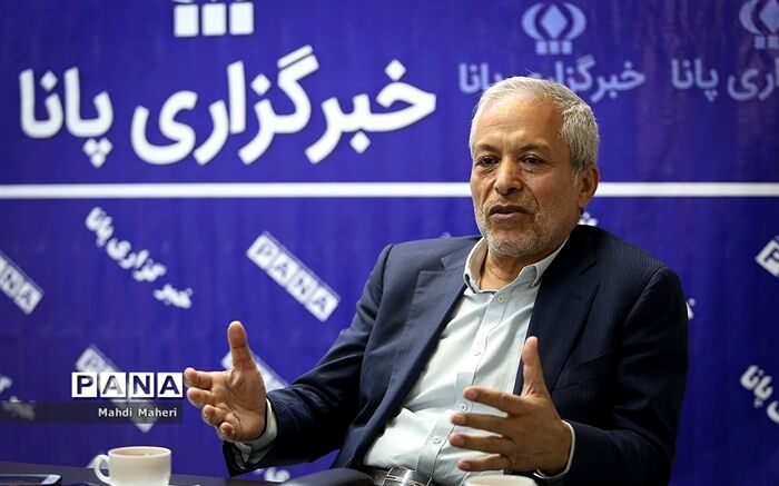 توهین‌ها به رئیس‌جمهوری و دولت جدید نیست فقط از فضایی به فضای دیگر منتقل شده است