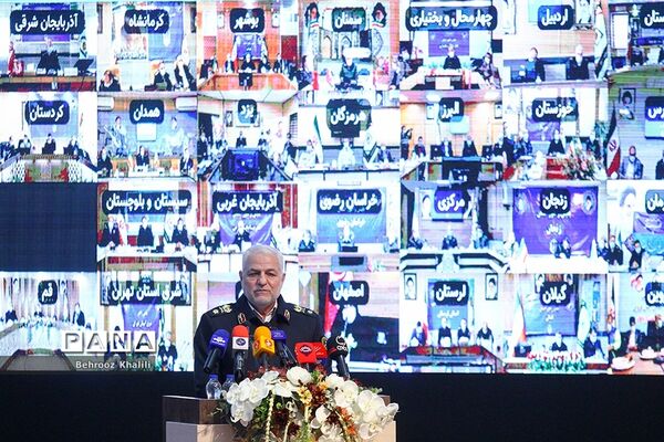 بازدید وزیر بهداشت و فرمانده ناجا از پلیس راهور